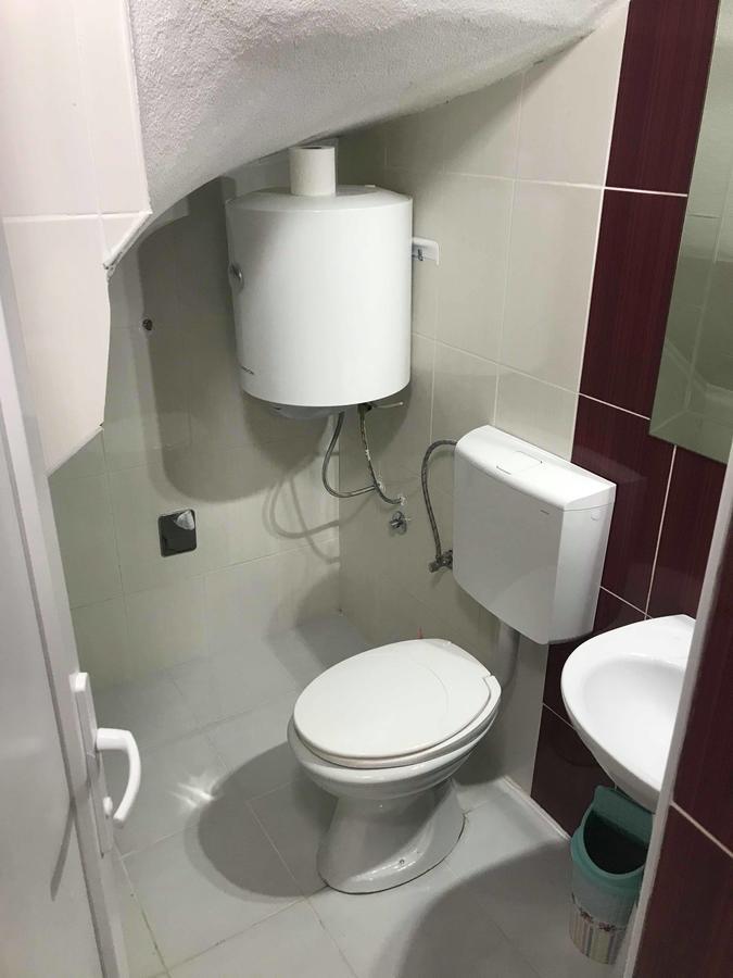 אוהריד Apartment Delfina מראה חיצוני תמונה